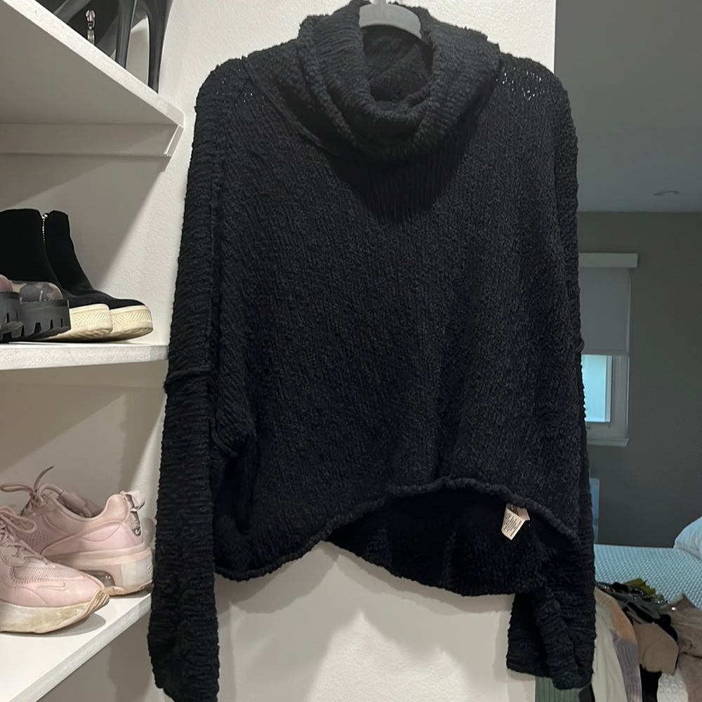Free people sweater size m